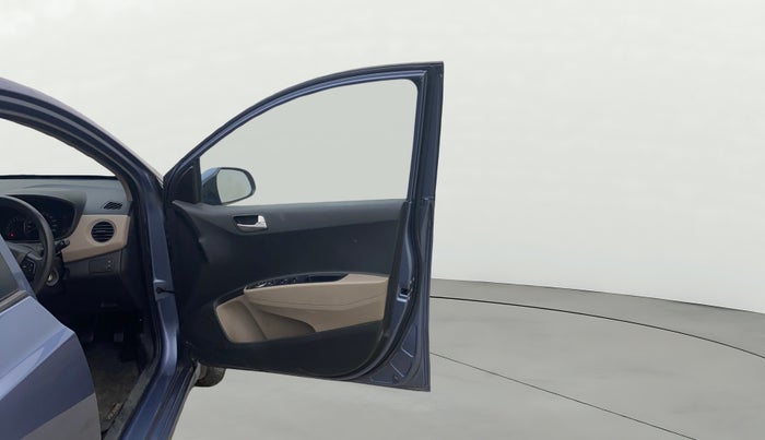 2016 Hyundai Xcent SX 1.2, Petrol, Manual, 54,168 km, RHS Front Door