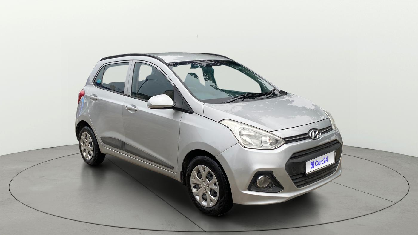 2015 Hyundai Grand i10 SPORTZ 1.2 KAPPA VTVT, Petrol, Manual, 28,213 km, Right Front Diagonal