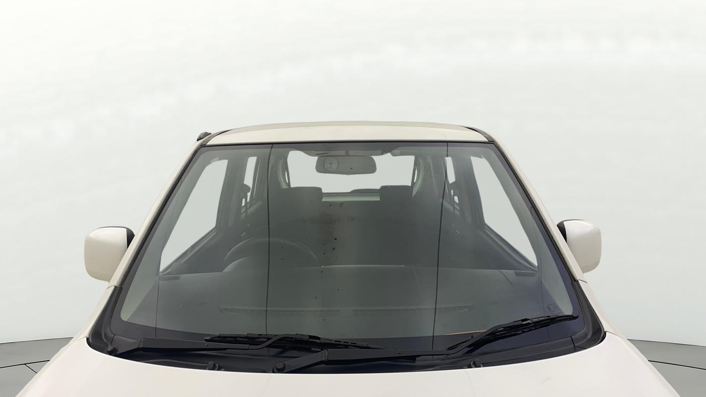 2015 Maruti Wagon R Stingray VXI, Petrol, Manual, 70,777 km, Front Windshield