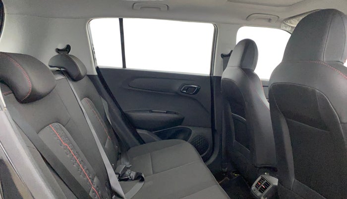 2025 Hyundai EXTER SX 1.2 MT Knight Edition Hy-CNG Duo, CNG, Manual, 4,273 km, Right Side Rear Door Cabin