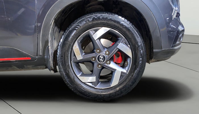 2021 Hyundai VENUE SX PLUS 1.0 TURBO DCT DUAL TONE, Petrol, Automatic, 38,462 km, Right Front Wheel