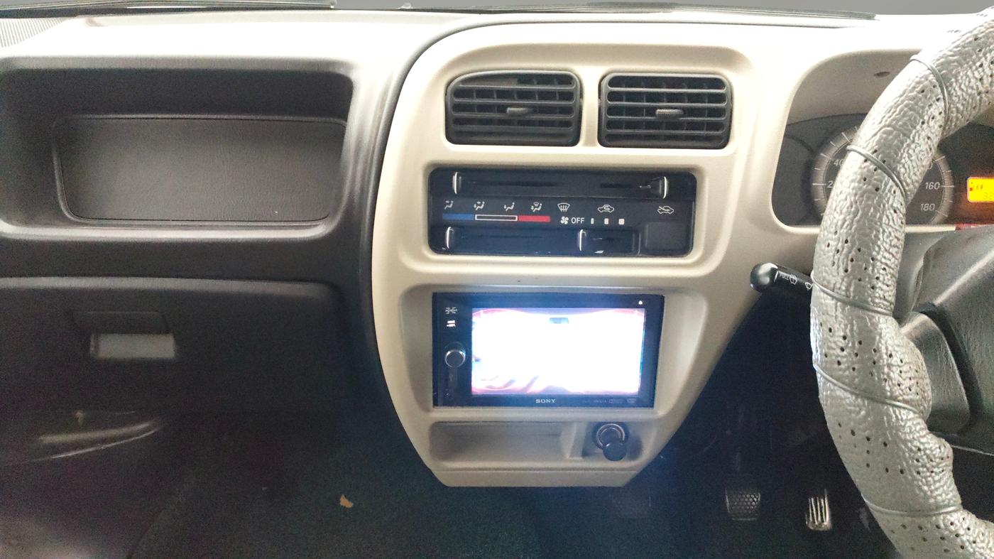 2017 Maruti Eeco 7 STR, Petrol, Manual, 32,097 km, Air Conditioner