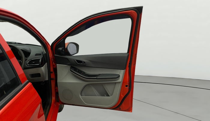 2021 Tata Tiago XT PETROL, Petrol, Manual, 32,484 km, RHS Front Door