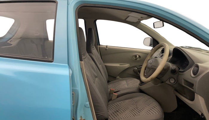 2014 Datsun Go T, Petrol, Manual, 60,396 km, Right Side Front Door Cabin