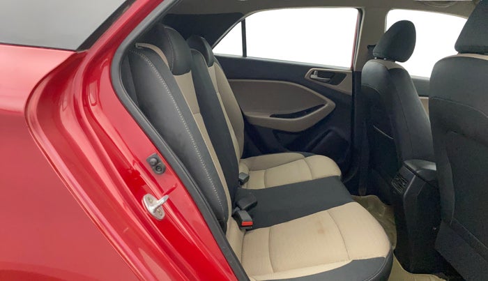 2015 Hyundai Elite i20 SPORTZ 1.2, Petrol, Manual, 32,568 km, Right Side Rear Door Cabin