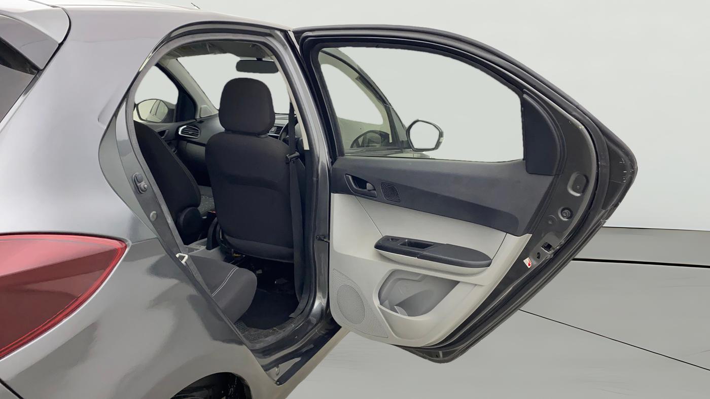 2022 Tata Tiago XT PETROL, Petrol, Manual, 63,269 km, RHS Rear Door