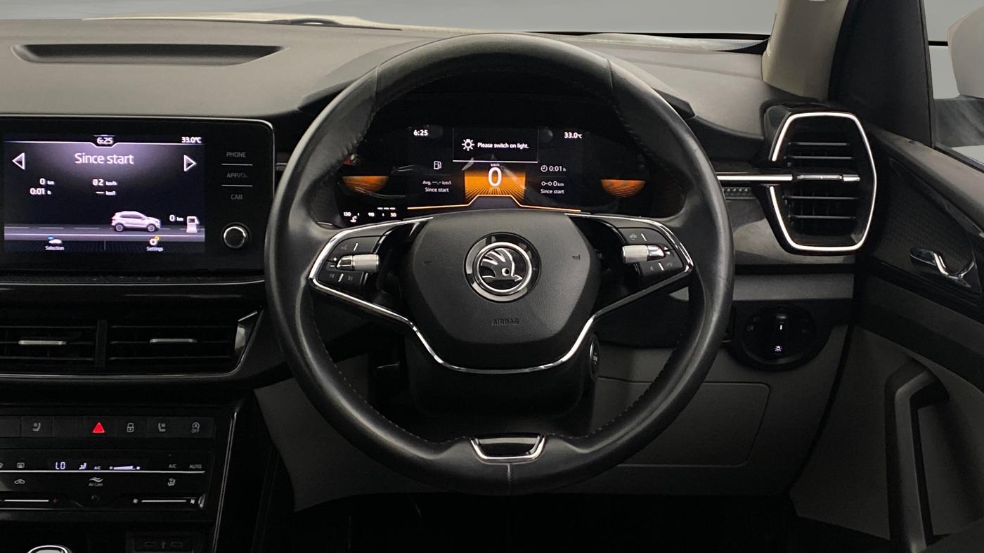 2023 Skoda KUSHAQ STYLE 1.0L TSI MT, Petrol, Manual, 72,289 km, Steering Wheel Close Up