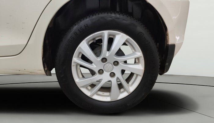 2013 Maruti Swift ZXI, Petrol, Manual, 1,11,240 km, Left Rear Wheel