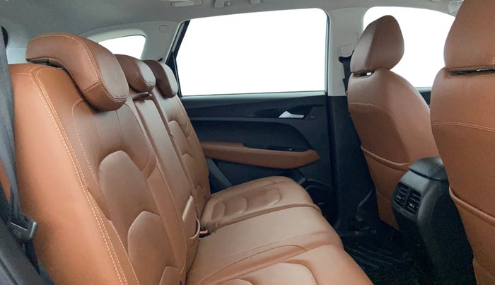 2021 MG HECTOR PLUS SELECT 2.0 DIESEL TURBO MT 7-STR, Diesel, Manual, 54,471 km, Right Side Rear Door Cabin