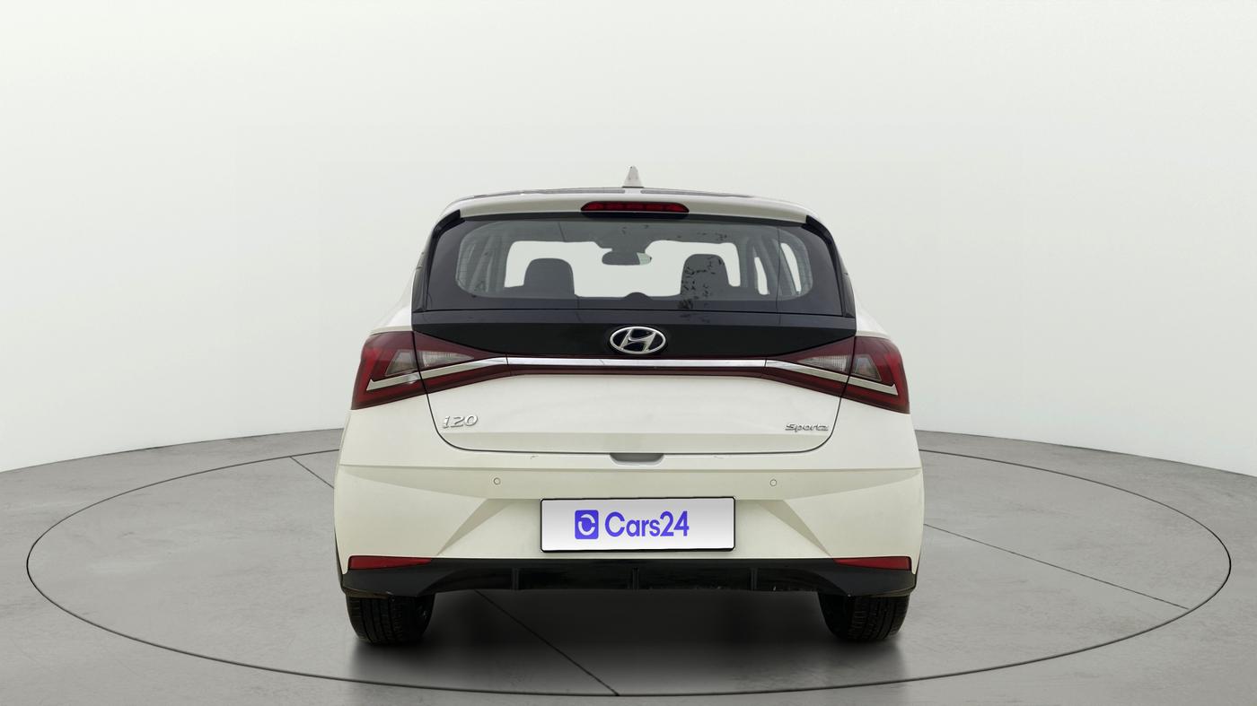 2022 Hyundai NEW I20 SPORTZ 1.2 MT, Petrol, Manual, 16,581 km, Back/Rear