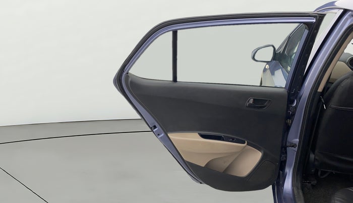 2016 Hyundai Grand i10 MAGNA 1.2 KAPPA VTVT, Petrol, Manual, 1,00,598 km, LHS Rear Door