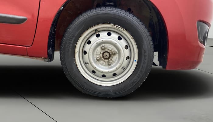 2014 Maruti Wagon R 1.0 LXI CNG, CNG, Manual, 78,242 km, Right Front Wheel