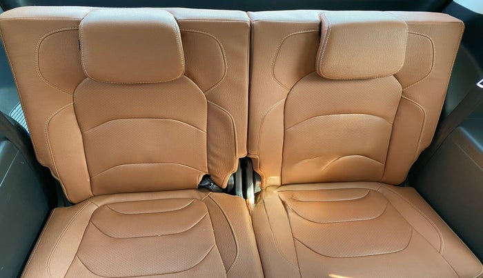 2021 MG HECTOR PLUS SHARP 2.0 DIESEL TURBO MT 6-STR, Diesel, Manual, 46,964 km, Third Seat Row ( optional )