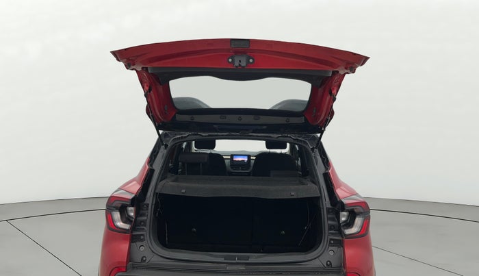 2023 Renault Kiger RXT (O) MT, Petrol, Manual, 23,260 km, Boot Door Open