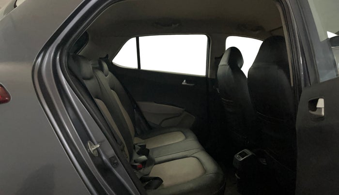 2015 Hyundai Grand i10 SPORTZ 1.2 KAPPA VTVT, Petrol, Manual, 55,078 km, Right Side Rear Door Cabin