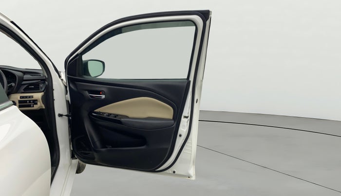 2023 Toyota Glanza V, Petrol, Manual, 32,482 km, RHS Front Door