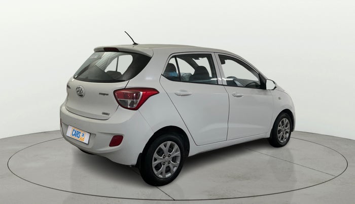 2016 Hyundai Grand i10 MAGNA AT 1.2 KAPPA VTVT, Petrol, Automatic, 17,442 km, Right Back Diagonal