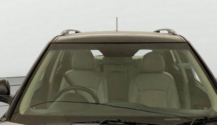 2020 Mahindra XUV300 W8 (O) 1.2 PETROL, Petrol, Manual, 44,951 km, Front Windshield