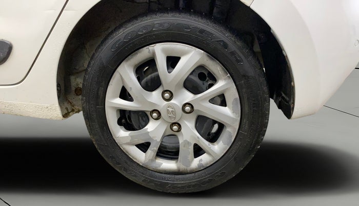 2018 Hyundai Grand i10 SPORTZ 1.2 KAPPA VTVT, CNG, Manual, 35,647 km, Left Rear Wheel