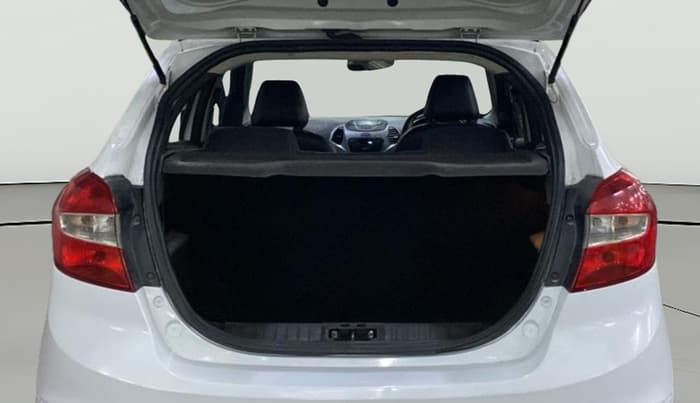 2017 Ford New Figo TITANIUM 1.2 PETROL MT, Petrol, Manual, 34,711 km, Boot Open Zoomed View