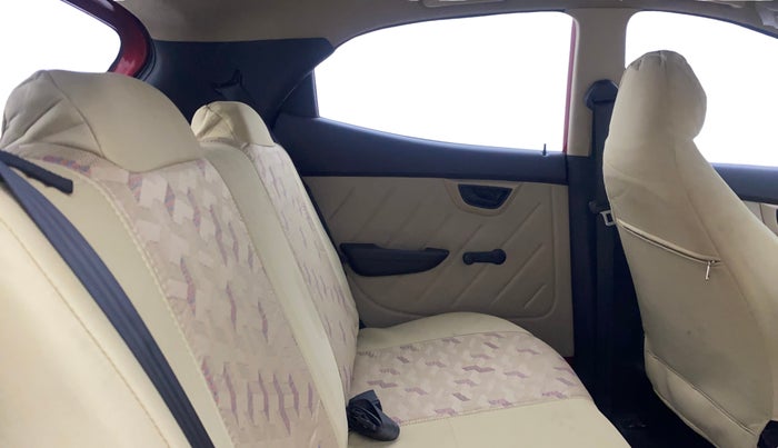 2015 Hyundai Eon D-LITE+, Petrol, Manual, 24,278 km, Right Side Rear Door Cabin