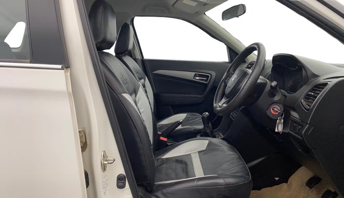 2019 Maruti Vitara Brezza ZDI, Diesel, Manual, 37,013 km, Right Side Front Door Cabin