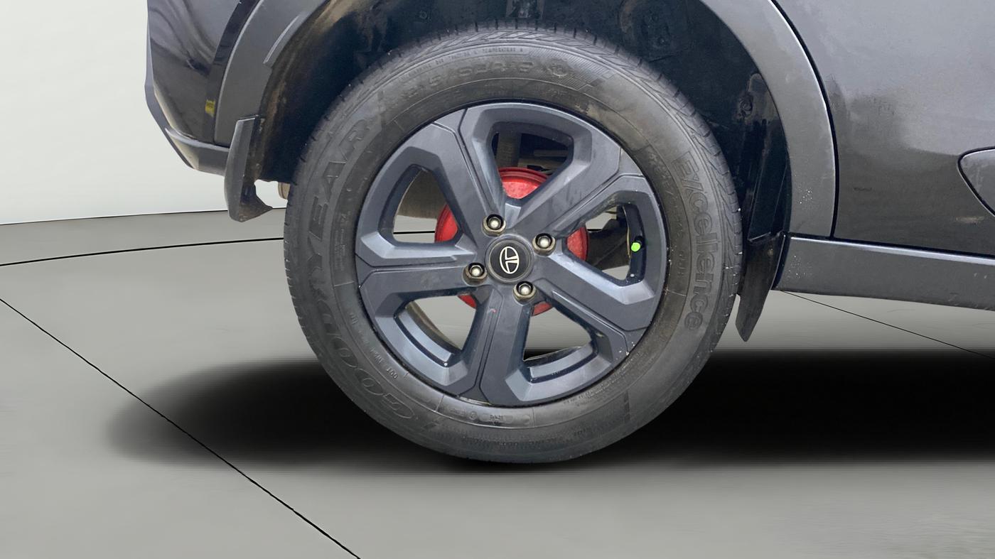 2022 Tata NEXON XZ PLUS (O) PETROL DARK EDITION, Petrol, Manual, 59,488 km, Right Rear Wheel