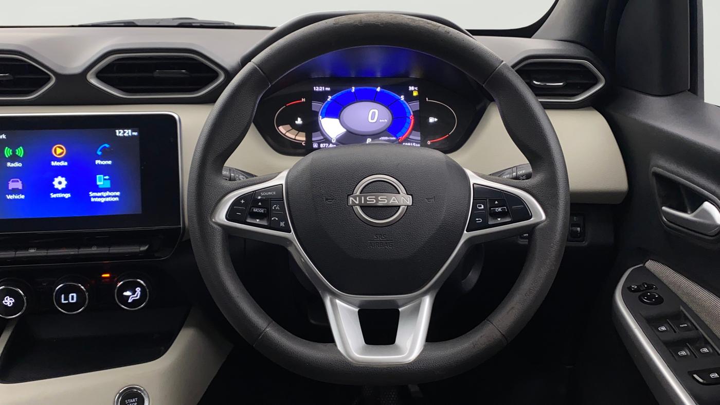 2022 Nissan MAGNITE XV TURBO CVT, Petrol, Automatic, 58,812 km, Steering Wheel Close Up