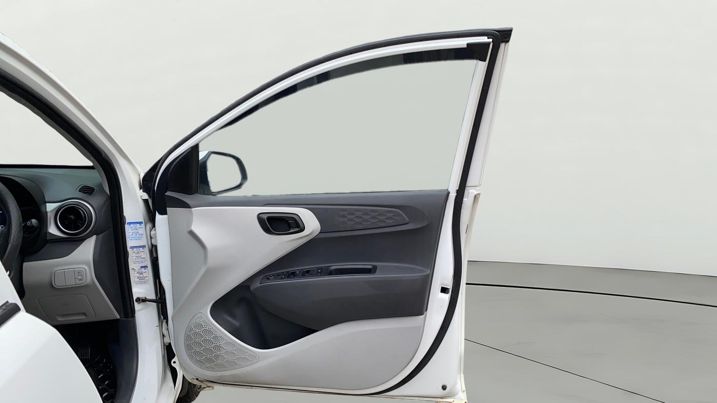 2023 Hyundai GRAND I10 NIOS MAGNA 1.2 KAPPA VTVT, Petrol, Manual, 26,089 km, RHS Front Door