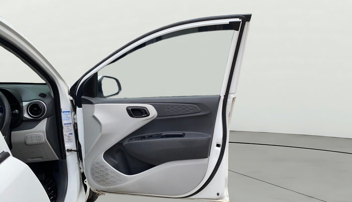 2023 Hyundai GRAND I10 NIOS MAGNA 1.2 KAPPA VTVT, Petrol, Manual, 26,089 km, RHS Front Door