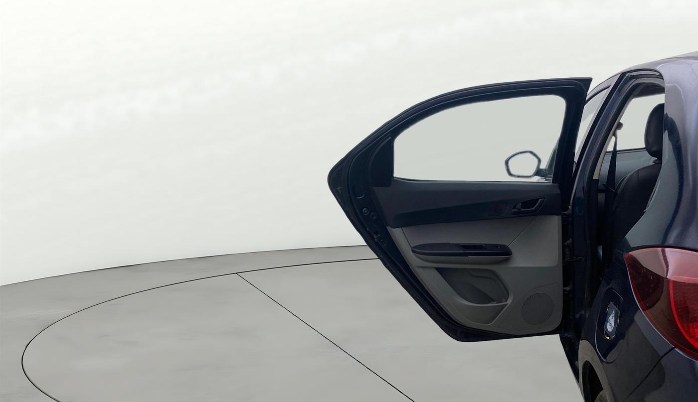 2021 Tata Tiago XT PETROL, Petrol, Manual, 1,20,798 km, LHS Rear Door