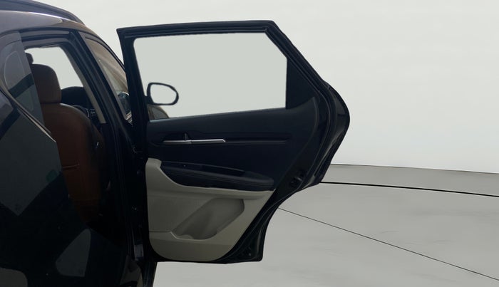 2020 KIA SONET HTX 1.5, Diesel, Manual, 66,884 km, RHS Rear Door