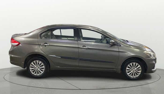 2020 Maruti Ciaz ALPHA 1.5 SHVS PETROL, Petrol, Manual, 1,06,294 km, Right Side View