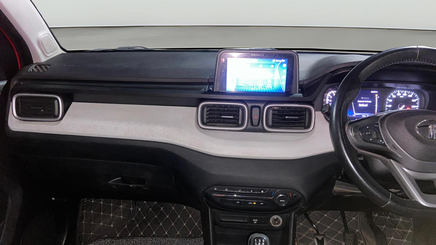 2022 Tata PUNCH CREATIVE  1.2 RTN DUAL TONE, Petrol, Manual, 85,586 km, Air Conditioner