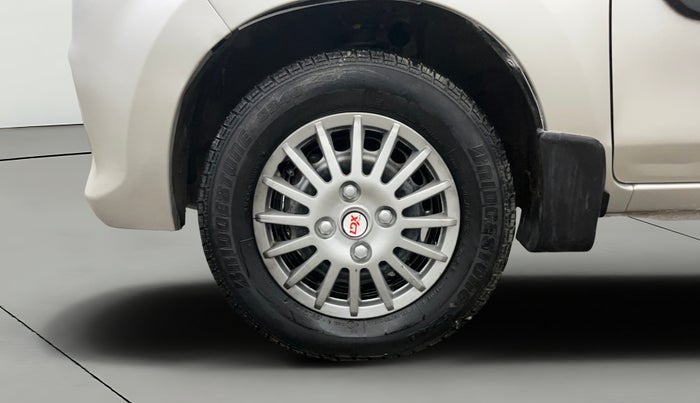 2016 Maruti Alto 800 LXI, Petrol, Manual, 65,591 km, Left Front Wheel