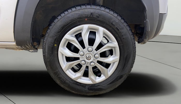 2016 Renault Kwid RXT 0.8, Petrol, Manual, 54,630 km, Left Rear Wheel