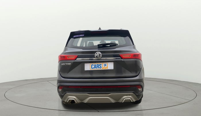 2022 MG HECTOR SHINE 1.5 PETROL TURBO MT, Petrol, Manual, 24,799 km, Back/Rear