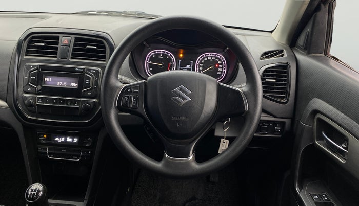 2019 Maruti Vitara Brezza ZDI, Diesel, Manual, 1,15,226 km, Steering Wheel Close Up