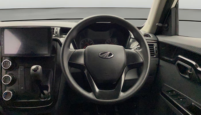 2018 Mahindra KUV 100 NXT K4+ P 6 STR, Petrol, Manual, 22,715 km, Steering Wheel Close Up