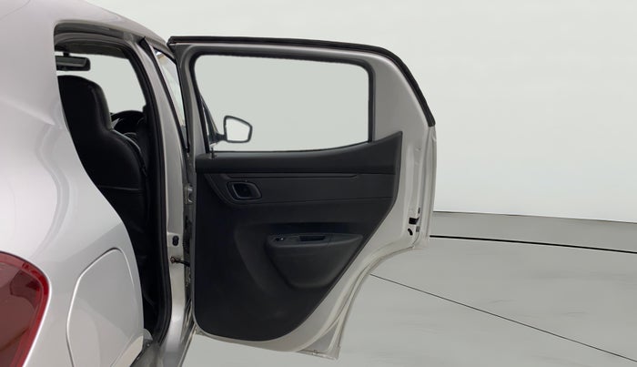 2022 Renault Kwid RXT 1.0 (O), Petrol, Manual, 33,622 km, RHS Rear Door