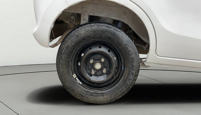 2016 Maruti Alto 800 LXI, Petrol, Manual, 52,060 km, Right Rear Wheel