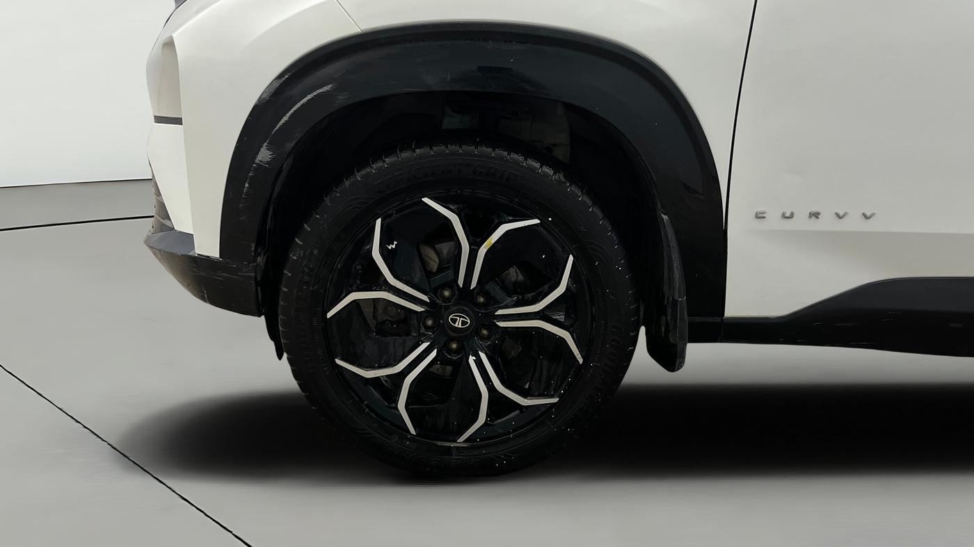 2024 Tata Curvv Accomplished S 1.2 Petrol 6MT, Petrol, Manual, 28,402 km, Left Front Wheel