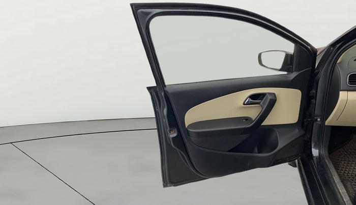 2017 Skoda Rapid STYLE 1.6 MPI AT, Petrol, Automatic, 1,17,571 km, LHS Front Door