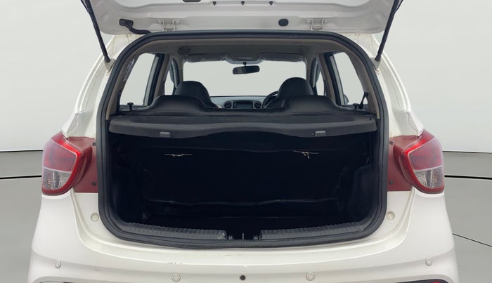 2017 Hyundai Grand i10 MAGNA AT 1.2 KAPPA VTVT, Petrol, Automatic, 32,064 km, Boot Open Zoomed View