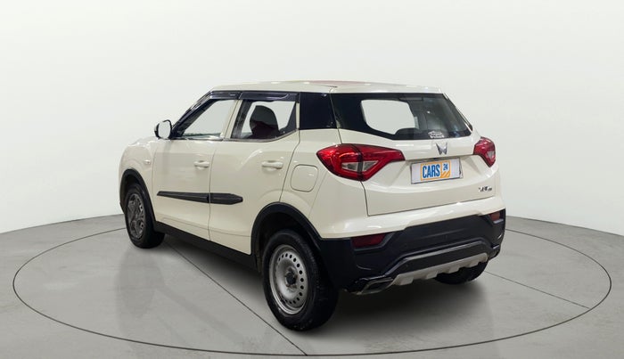 2023 Mahindra XUV300 W4 1.2 PETROL, Petrol, Manual, 8,022 km, Left Back Diagonal