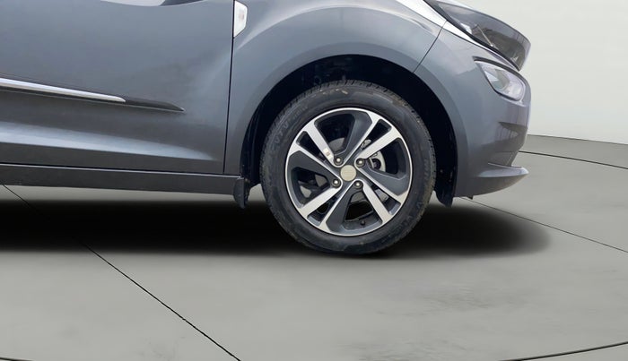 2021 Tata ALTROZ XZ PETROL, Petrol, Manual, 5,768 km, Right Front Wheel