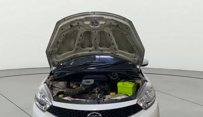 2018 Tata Tiago XT PETROL, Petrol, Manual, 72,901 km, Open Bonet