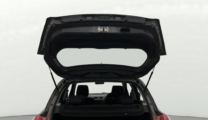 2017 Maruti Swift LXI (O), Petrol, Manual, 38,964 km, Boot Door Open