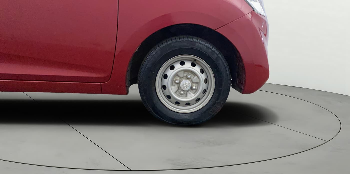 2017 Hyundai Eon ERA PLUS (O), Petrol, Manual, 34,024 km, Right Front Wheel