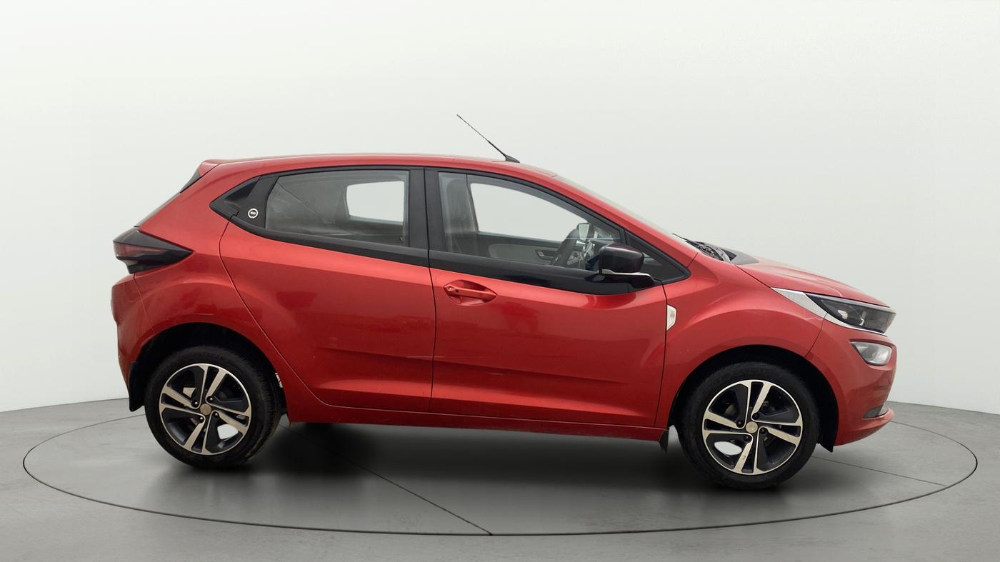 2023 Tata ALTROZ XZ PETROL, Petrol, Manual, 20,494 km, Right Side View